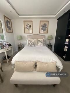 2 bedroom flat to rent, Homestead Road, London, SW6