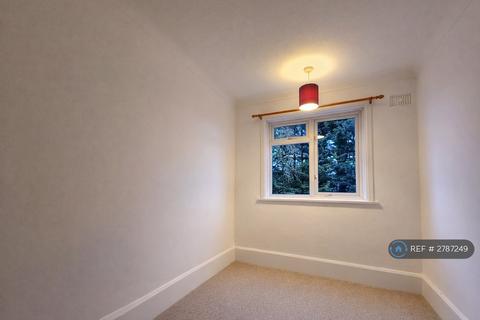 undefined, Warren Crescent, Southampton, SO16