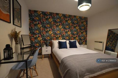 1 bedroom flat to rent, St George Building, Leeds, LS1