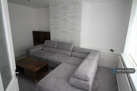 2 bedroom terraced house to rent, Briar Grove, Leigh, WN7