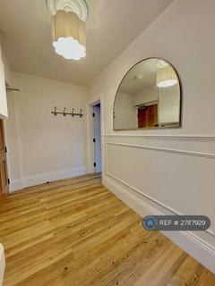 2 bedroom flat to rent, Nether Street, London, N3