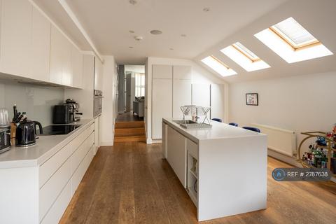 4 bedroom terraced house to rent, Ashington Road, London, SW6