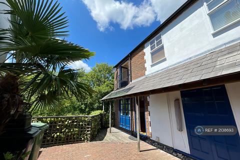 3 bedroom detached house to rent, Cathedral View, Winchester, SO23