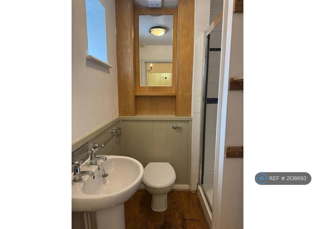 1st Floor Shower Room