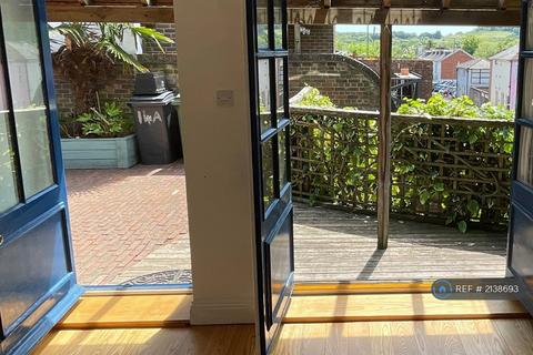 3 bedroom detached house to rent, Cathedral View, Winchester, SO23