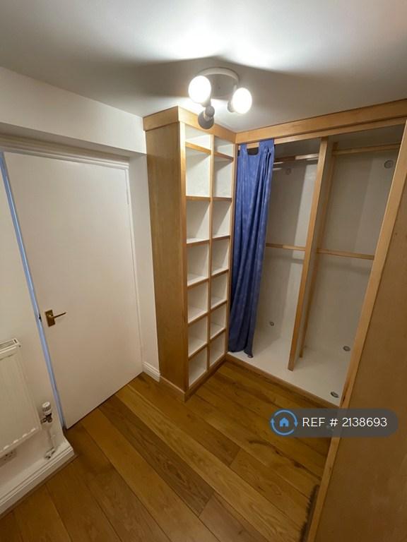 Lower Level Dressing Room