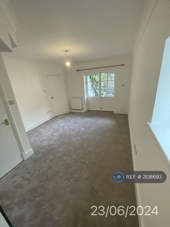 Master Bedroom & Ensuite