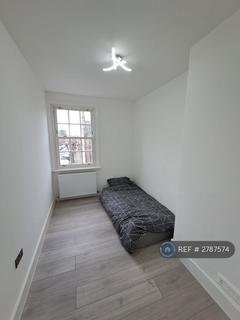 4 bedroom terraced house to rent, Peabody Estate, London, N17