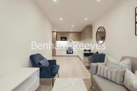 1 bedroom apartment to rent, Sinclair Road, Kensington W14