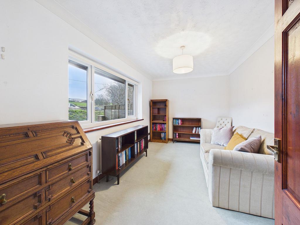 Study / Bedroom
