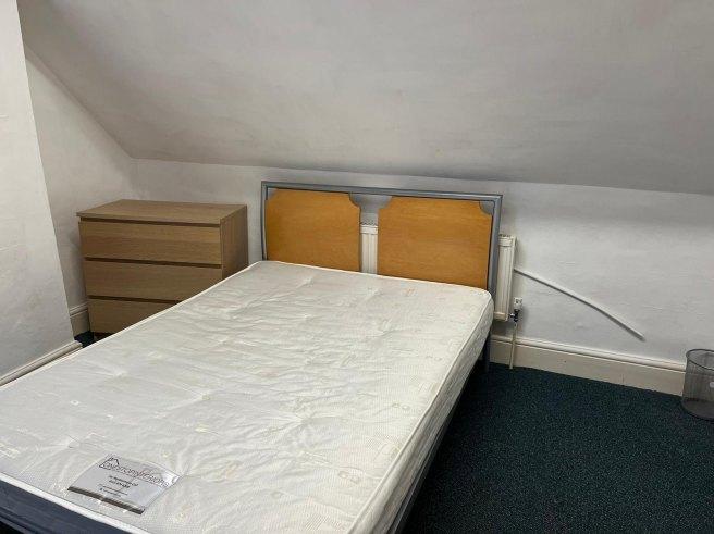 St-james-s-street-ng1-6fj-955397
