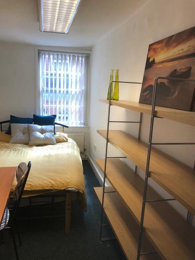 St-james-s-street-ng1-6fj-955466