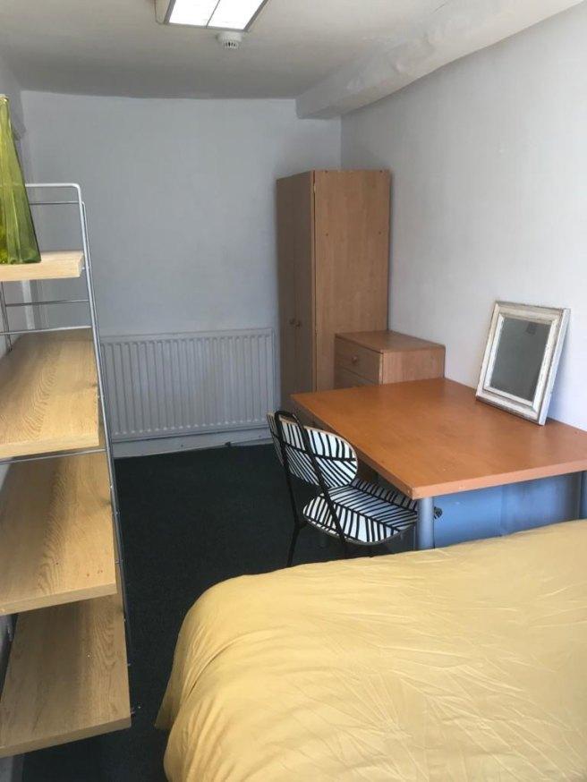 St-james-s-street-ng1-6fj-955467