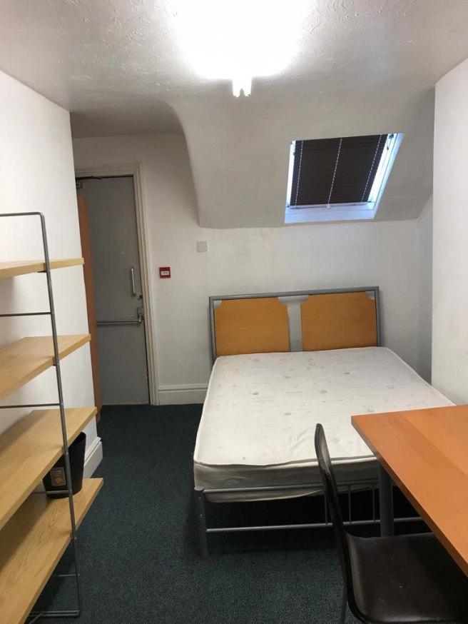 St-james-s-street-ng1-6fj-955476