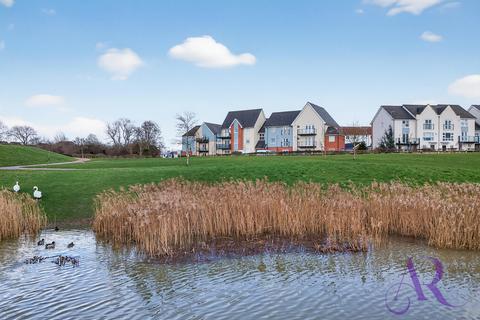 2 bedroom flat for sale, Skye Crescent, Milton Keynes, MK3 5AY
