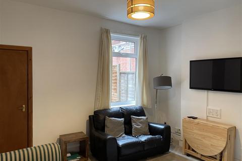 3 bedroom terraced house to rent, Teignmouth Road, Selly Oak