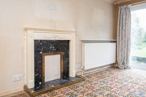 undefined, Stirling Way, Horsham, RH13