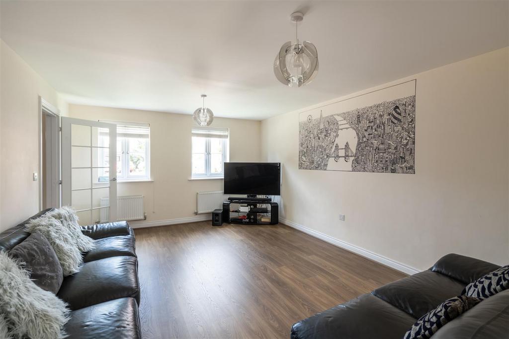 Living Room 2.jpg