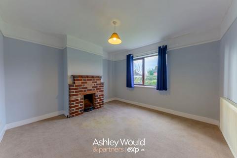 3 bedroom semi-detached house for sale, Beeston Road, Kidderminster DY10