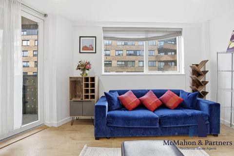 1 bedroom flat for sale, Walworth, London, SE17
