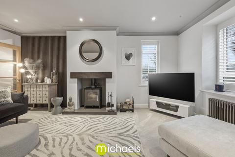 4 bedroom detached house for sale, The Old Road, Leavenheath, Colchester, CO6
