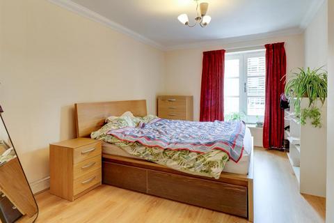 2 bedroom apartment to rent, Windsor Place, Leamington Spa
