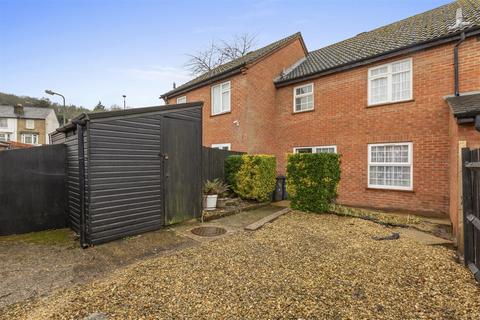 3 bedroom terraced house for sale, Snakeley Close, Loudwater, High Wycombe HP10