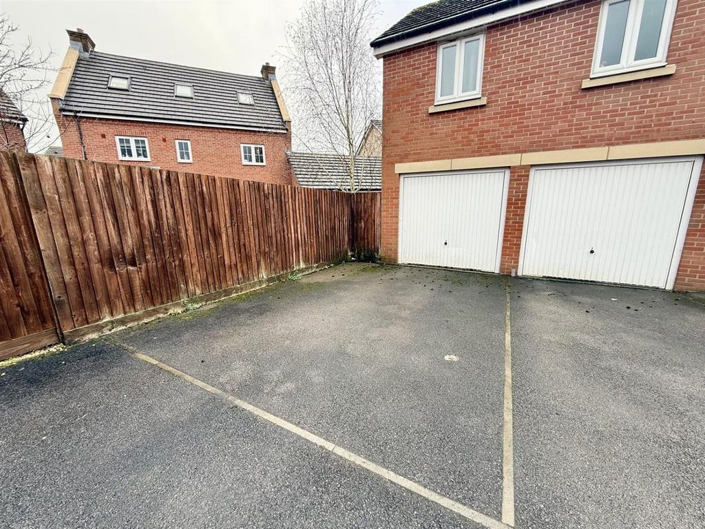 Garage.jpg