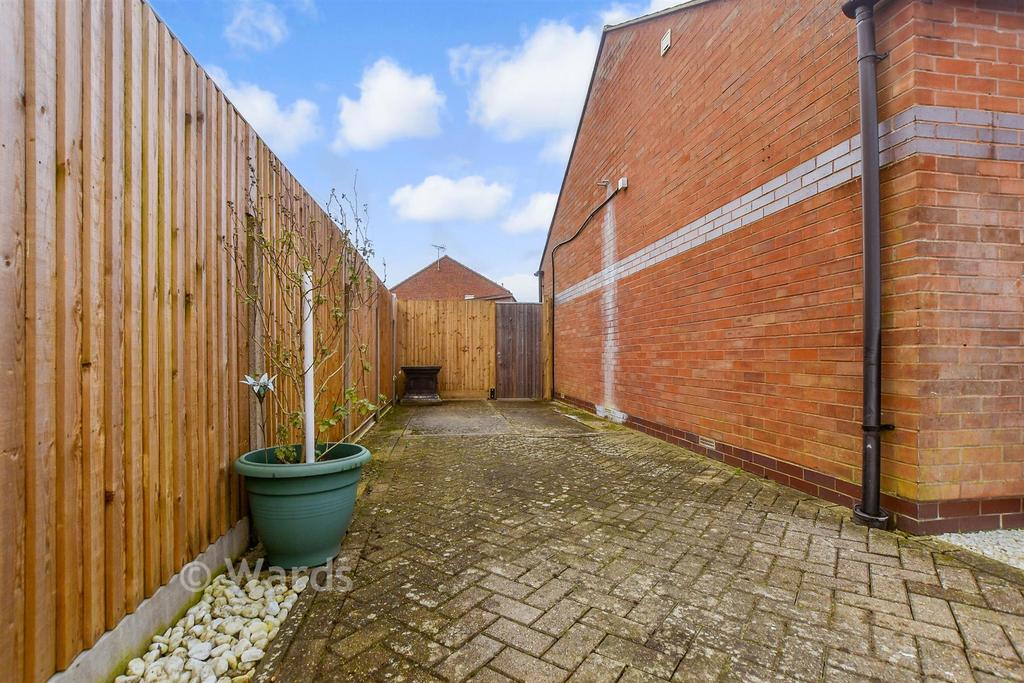 Driveway/Parking