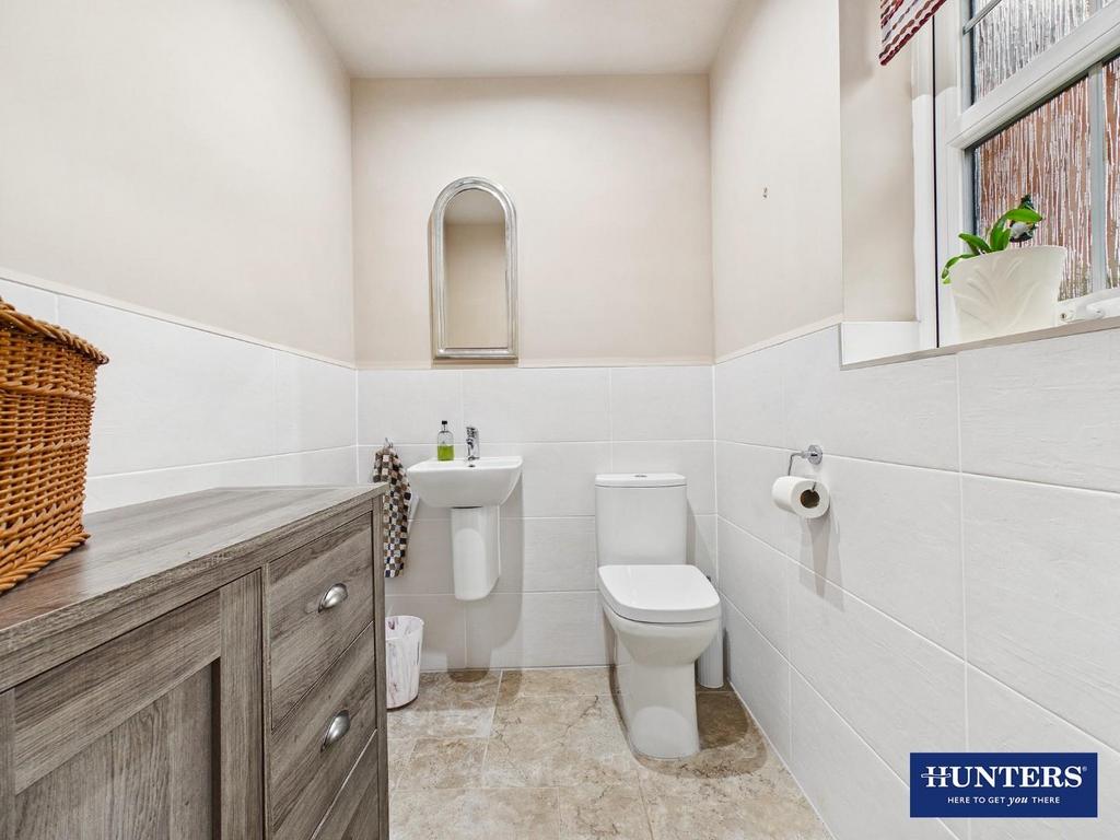 WC/Cloakroom
