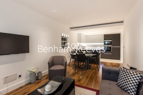 undefined, Kew Bridge Road, Kew TW8