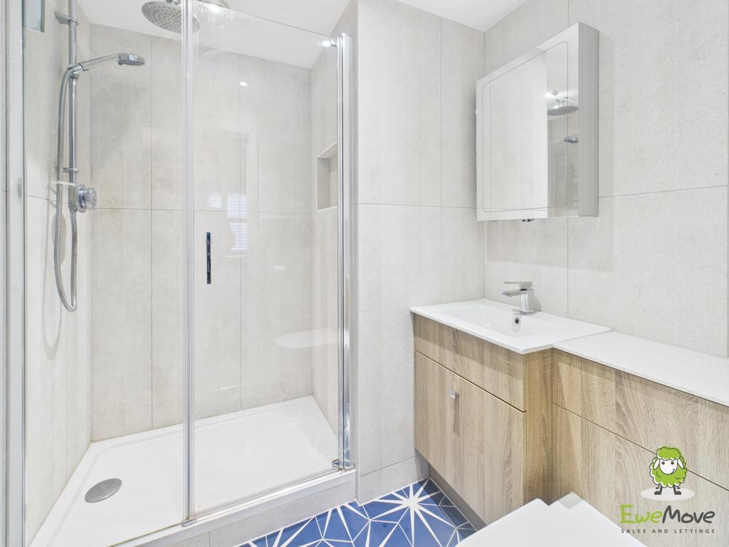 Ewe Move Estate Agents Basingstoke - Avington Way -