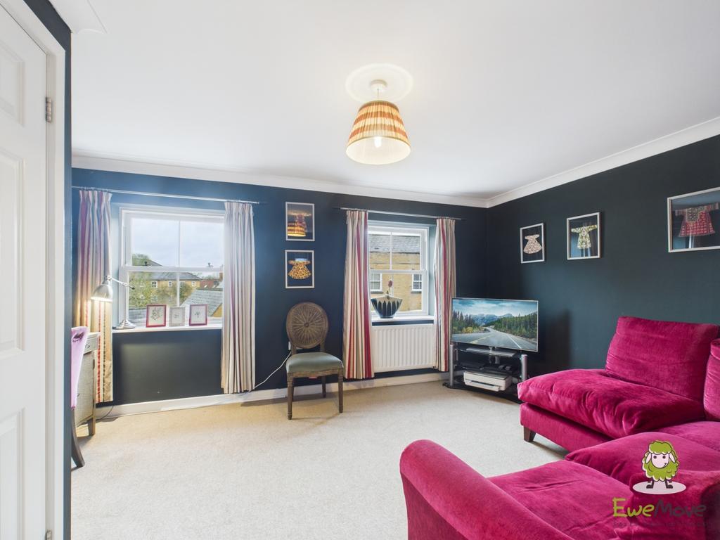 Ewe Move Estate Agents Basingstoke - Avington Way -