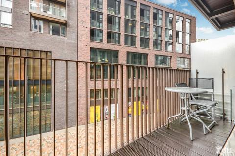 Studio for sale, Capital Building, Embassy Gardens, London SW11