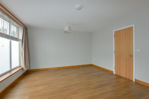 undefined, Fore Street, North Petherton TA6