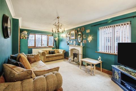 4 bedroom detached house for sale, Church Road, West Yorkshire WF6