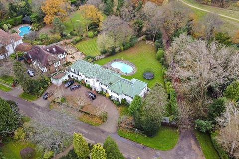6 bedroom detached house for sale, Priory Drive, Stanmore