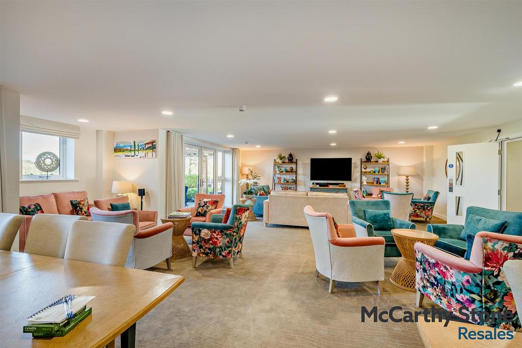 8677868-interior20-800.jpg