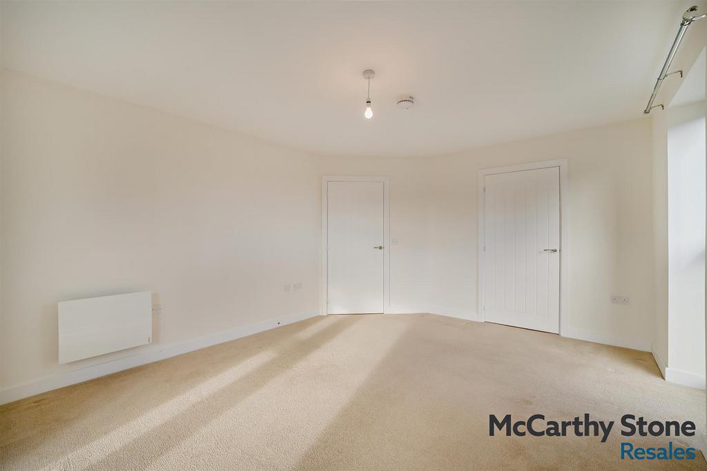 8677868-interior03-800.jpg