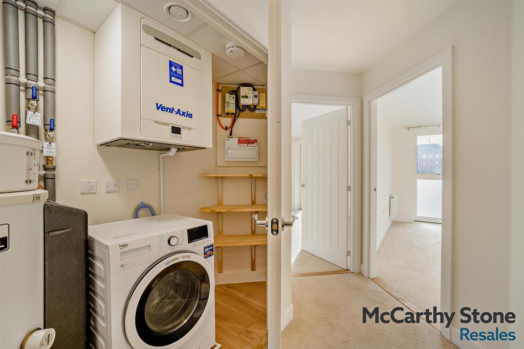 8677868-interior17-800.jpg