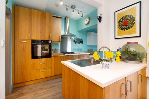 4 bedroom terraced house for sale, Third Avenue, Teignmouth, TQ14