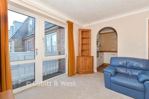 1 bedroom flat for sale, Mill Bay Lane, Horsham, West Sussex