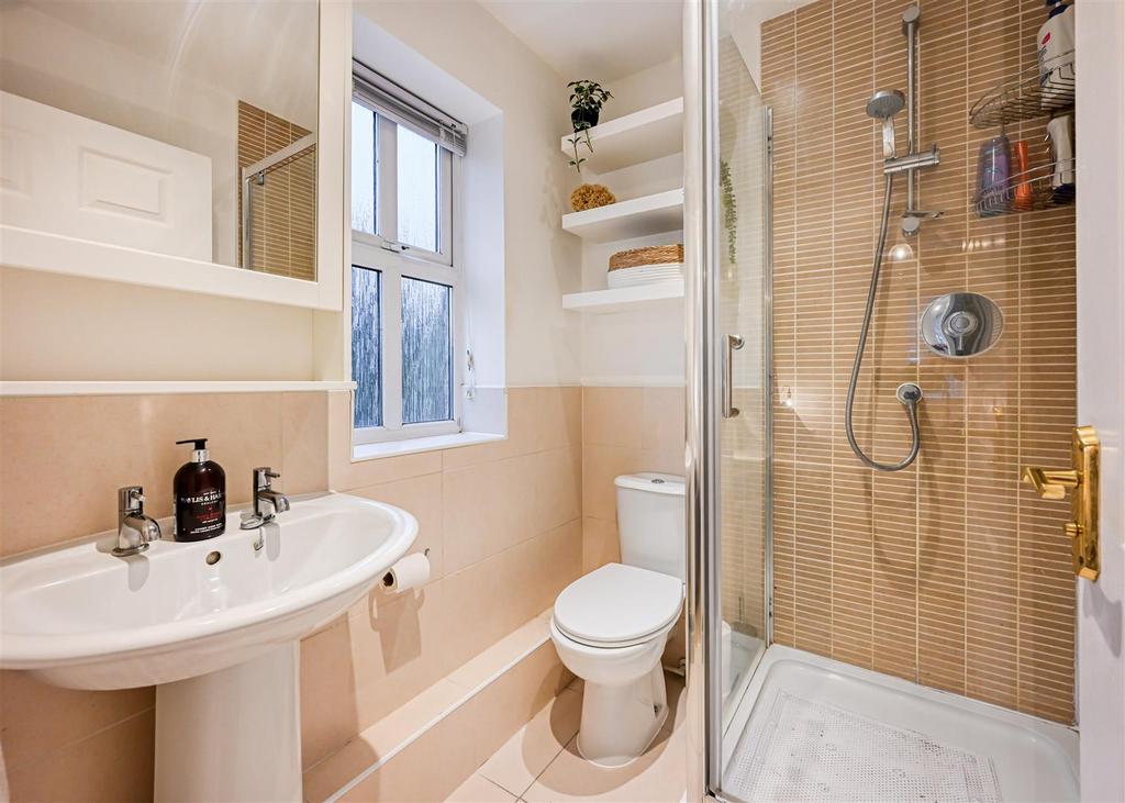 3 Dunstanville Court-03.jpg