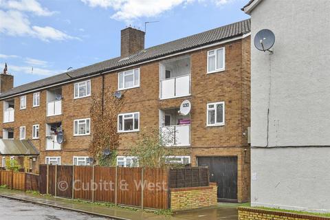 undefined, Mill Green, Mitcham Junction CR4