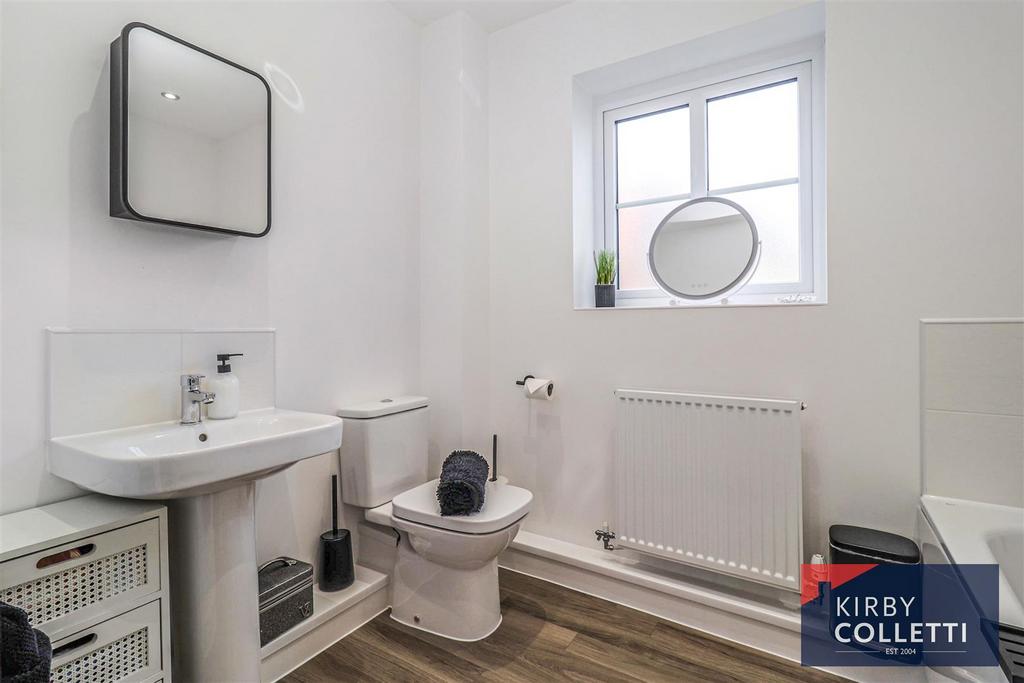 Family bathroom