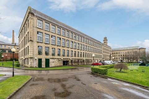 Victoria Road, Shipley BD18