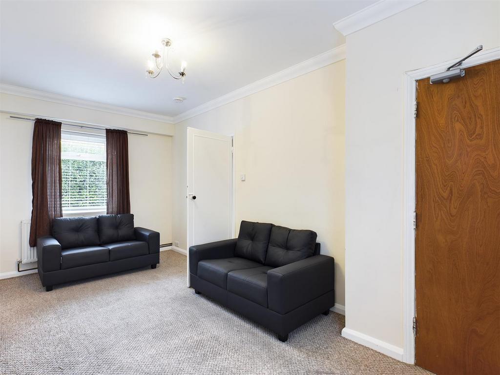 House in Brighton, Bevendean - View 2