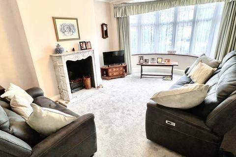 undefined, Carfax Avenue, Oadby, LE2