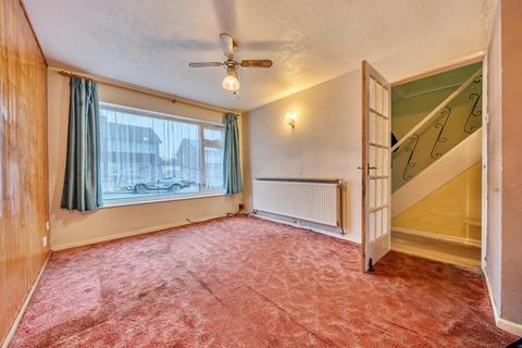 3 bedroom semi-detached house for sale, Banbury,  Oxfordshire,  OX16