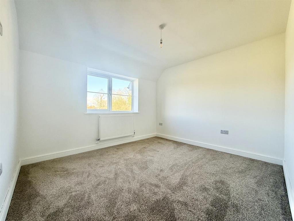 Bedroom4.jpg